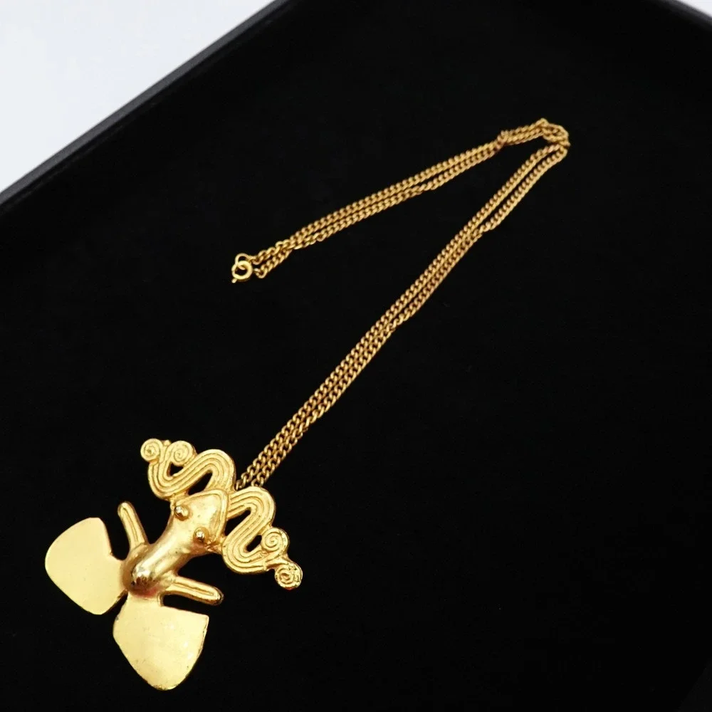 ALVA Studios Pre-Columbian‎ Frog Effigy Gold Tone Necklace Tairona Reproduction